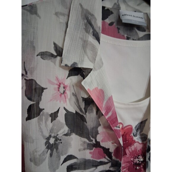 Women's Alfred Dunner Petite 3/4 Sleeve Blouse W/attached Tank Size 10P - Picture 5 of 7